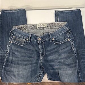 Women’s Ariat Blue Straight Leg Jeans with Classic Wash